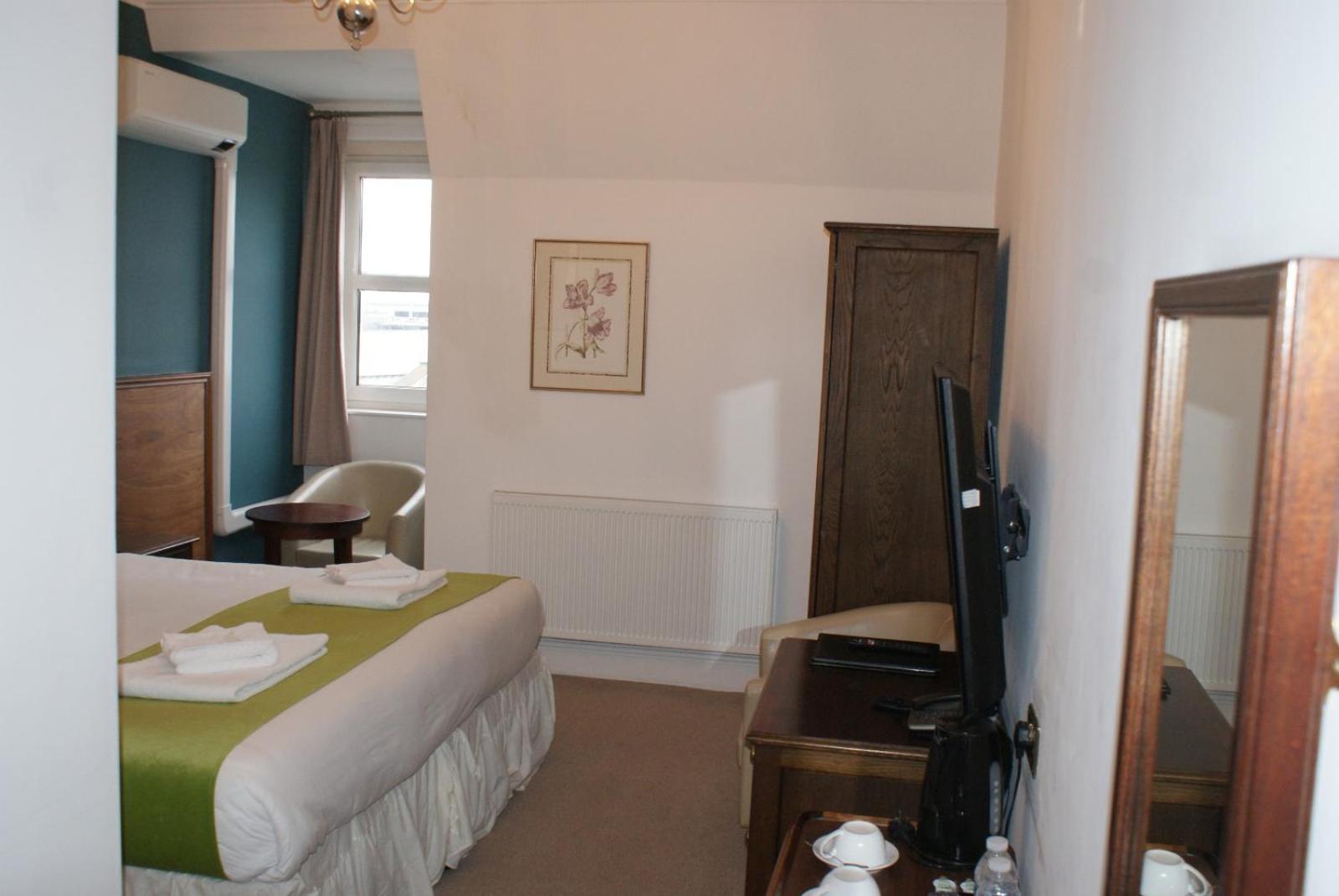 Keppels Head Hotel Portsmouth Exterior foto